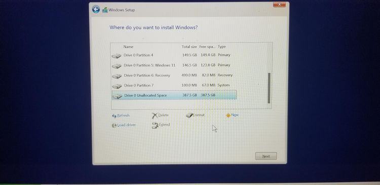 گزینه Custom: Install Windows only را انتخاب کنید