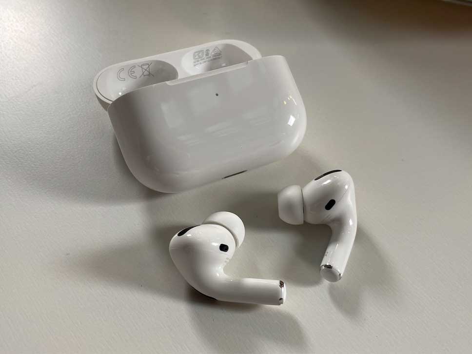 عکس‌های فاش شده طراحی AirPods Pro 2 را مشخص کردند